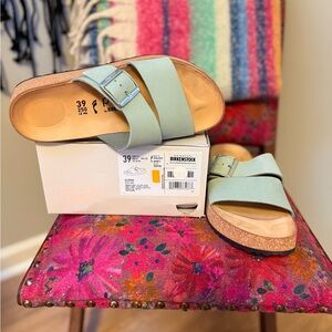 NIB Birkenstock Women's Sandals - Mint Green
